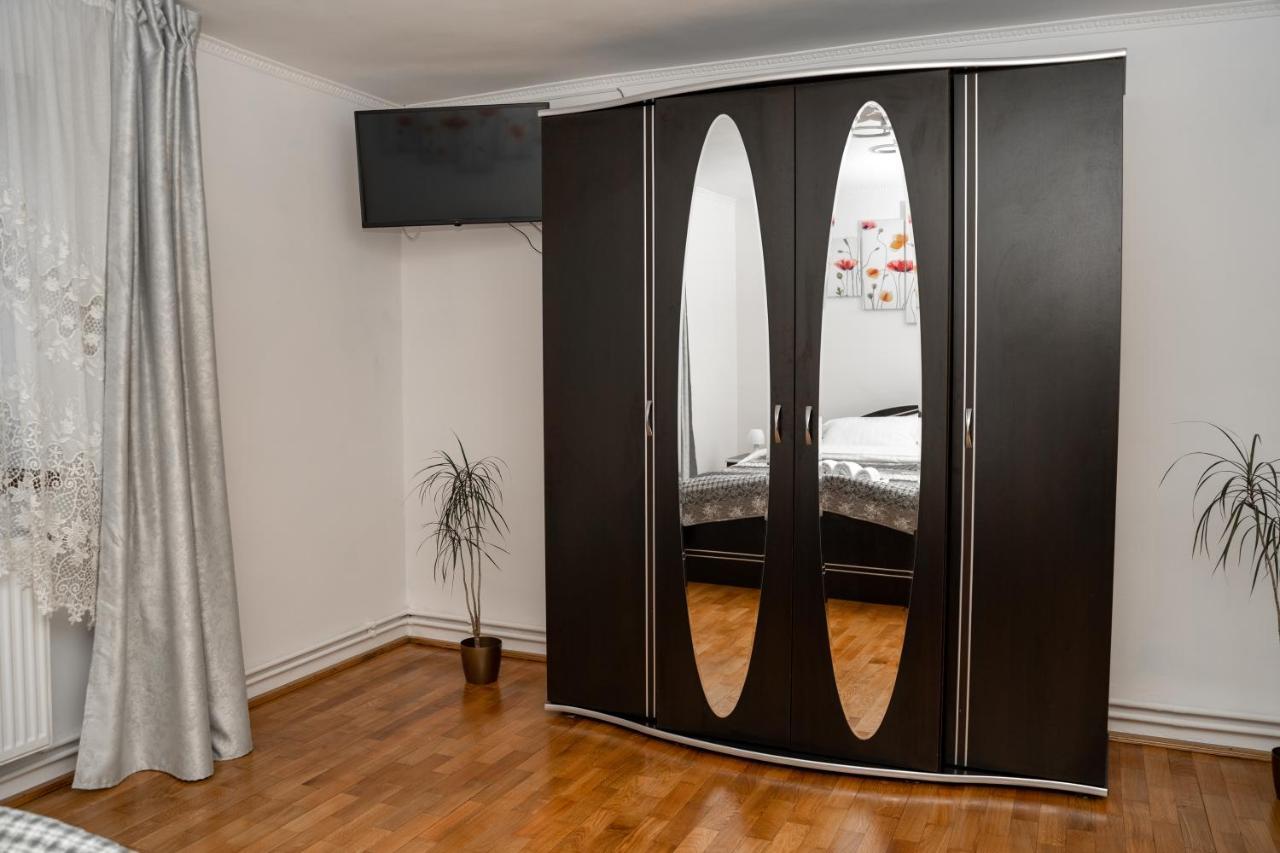 Apartament Panoramic La Casa In Comuna Răşinari Zewnętrze zdjęcie